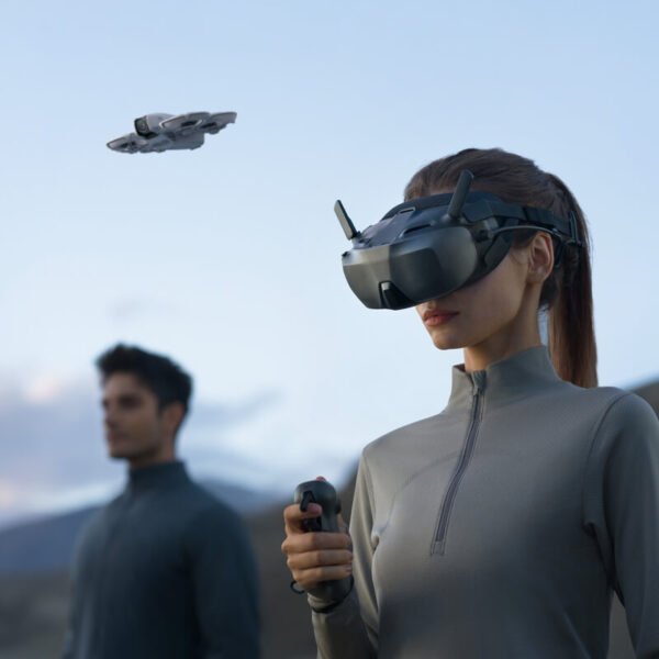 DJI Goggles N3 FPV Goggles with 1080p Display and O4 Video Transmission