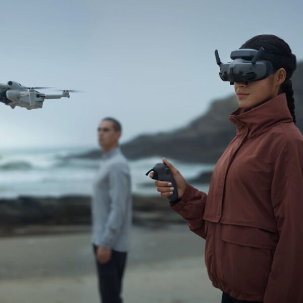 DJI RC Motion 3 One-Handed FPV Motion Controller